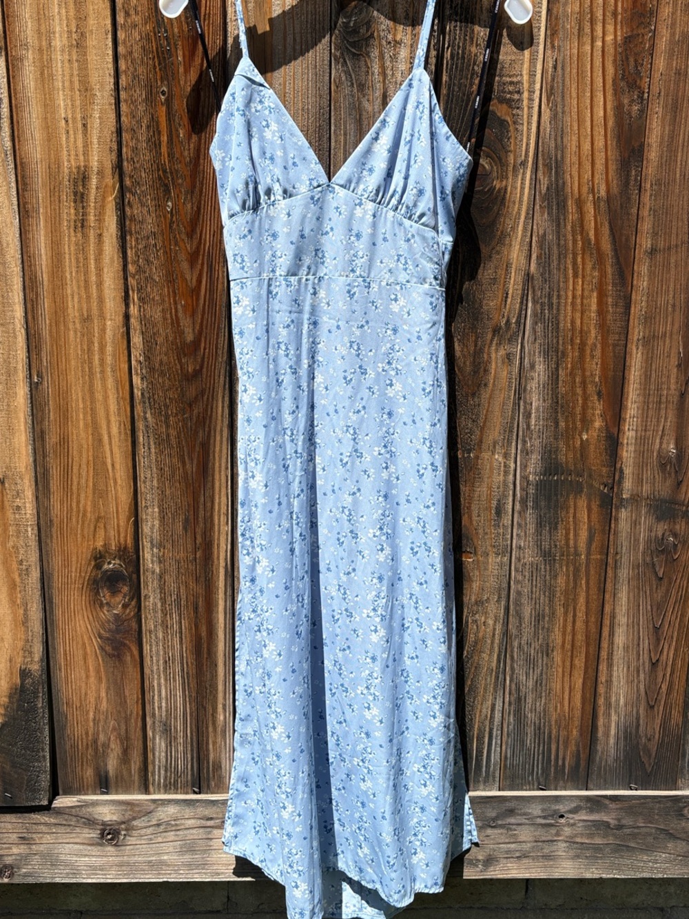 Forever 21 Light Blue Floral Midi Dress